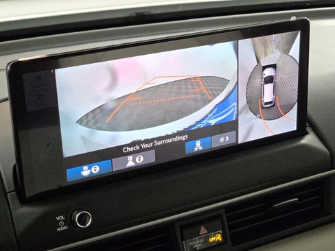 New 2026 Honda Pilot Touring image 6