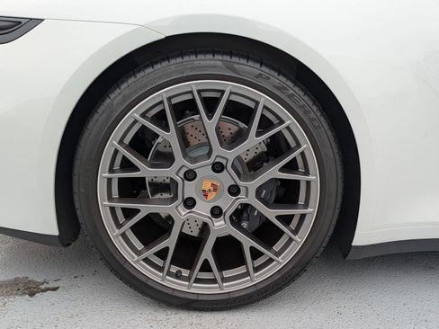 Certified 2025 Porsche 911 Carrera image 26