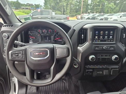 Used 2024 GMC Sierra 1500 Pro w/ Pro Value Package AWD/4WD image 8