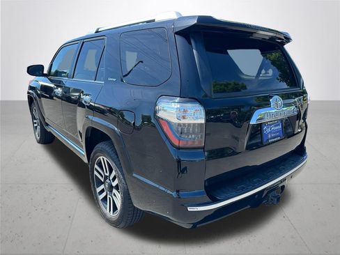Used 2022 Toyota 4Runner Limited AWD/4WD image 9