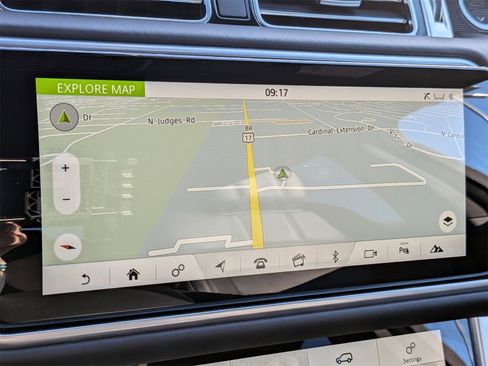 Used 2021 Land Rover Range Rover Westminster Edition image 23