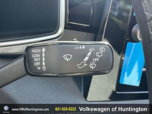 Certified 2025 Volkswagen Taos SE w/ Taos Adventure Package (SXB) image 22