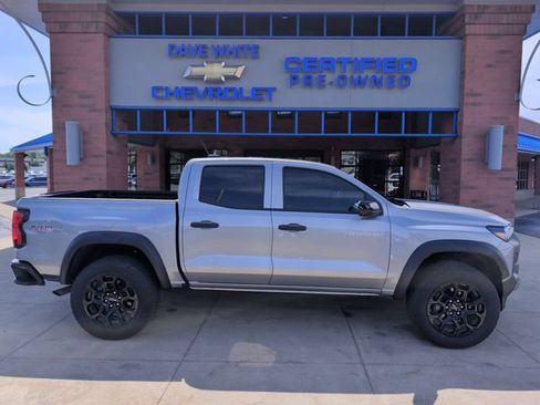 Used 2026 Chevrolet Colorado Trail Boss AWD/4WD image 10