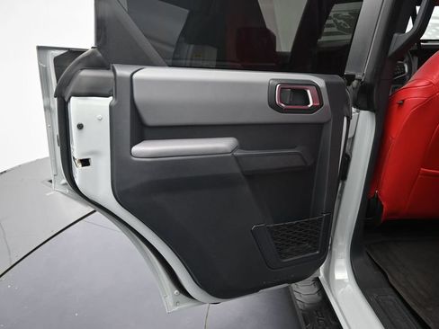 Used 2022 Ford Bronco 4-Door w/ Sasquatch Package AWD/4WD image 16