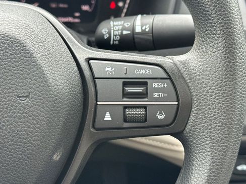 Certified 2023 Honda Accord EX image 28