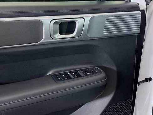 Used 2025 Hyundai Santa Fe SEL image 15