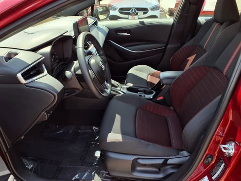 Certified 2025 Toyota Corolla SE FWD image 15