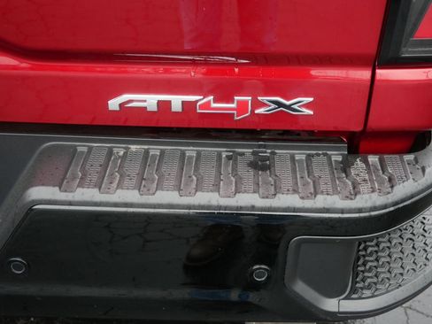 Used 2024 GMC Sierra 2500 AT4X AWD/4WD image 13