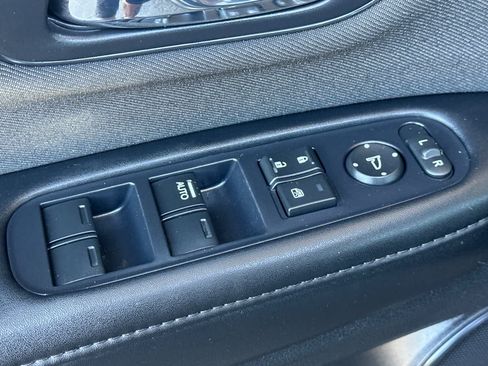 Used 2019 Honda HR-V LX image 13