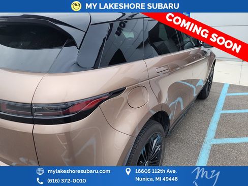 Used 2024 Land Rover Range Rover Evoque Dynamic SE AWD/4WD image 6