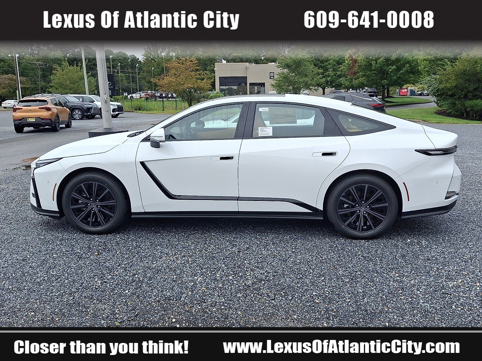 New 2026 Lexus ES 500e AWD/4WD image 4