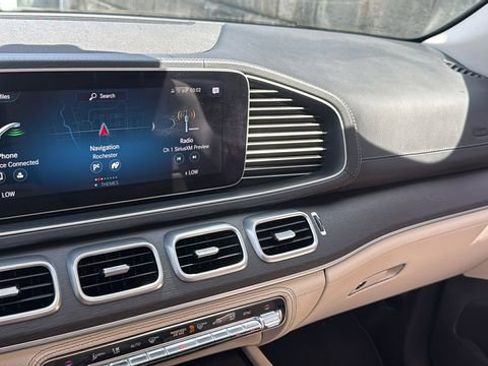Certified 2022 Mercedes-Benz GLS 450 4MATIC image 36