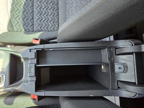 Used 2023 Chevrolet Equinox LT image 26