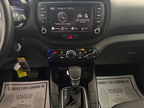 Used 2023 Kia Soul LX FWD image 32