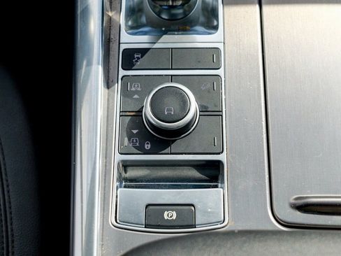 Used 2022 Land Rover Range Rover Sport SE image 47