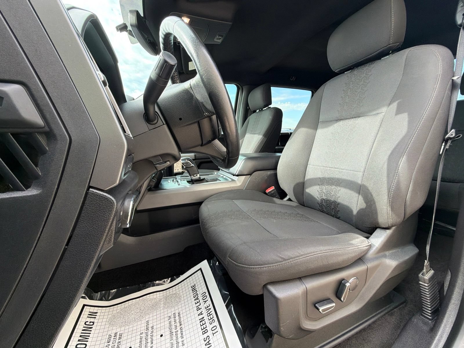 Used 2018 Ford F150 XLT w/ Equipment Group 302A Luxury AWD/4WD image 14
