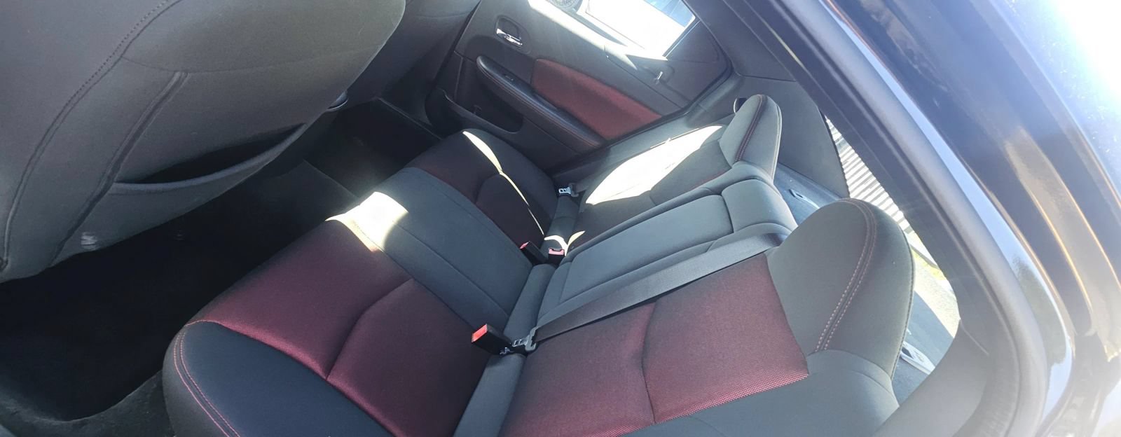 Used 2011 Dodge Avenger Heat FWD image 9