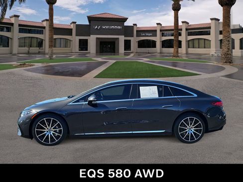 Used 2023 Mercedes-Benz EQS 580 4MATIC Sedan image 5