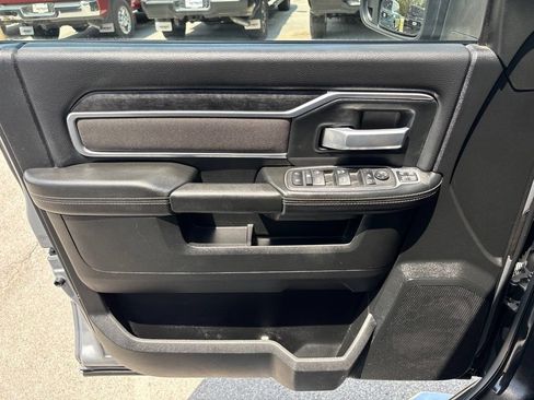 Used 2024 RAM 3500 Big Horn AWD/4WD image 19