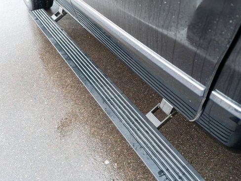 Used 2022 RAM 1500 Limited w/ Body Color Bumper Group AWD/4WD image 12