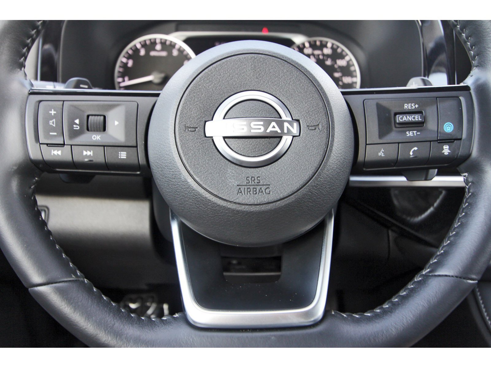 Certified 2025 Nissan Pathfinder SL FWD image 19