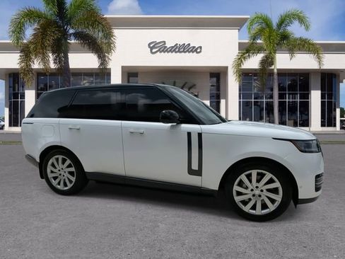 Used 2024 Land Rover Range Rover SE AWD/4WD image 17