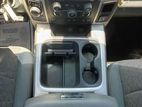 Used 2016 RAM 1500 Lone Star AWD/4WD image 3