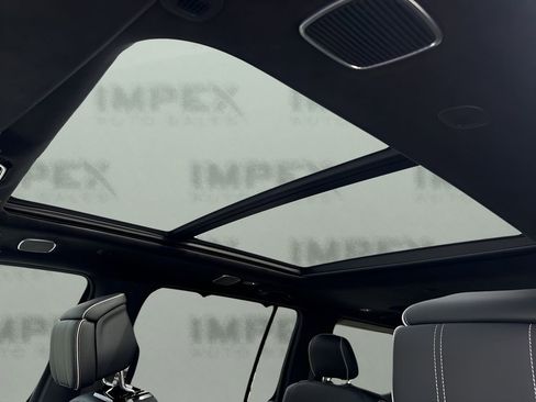 Used 2024 Jeep Grand Wagoneer Series II w/ Quick Order Packagew 28T image 11