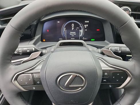 Used 2023 Lexus RZ 450e Premium image 21