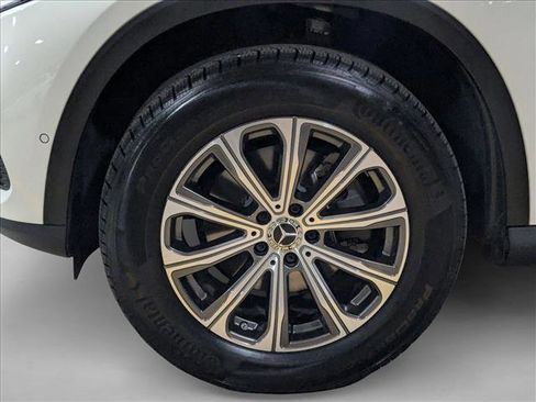 Certified 2025 Mercedes-Benz GLC 300 4MATIC image 23