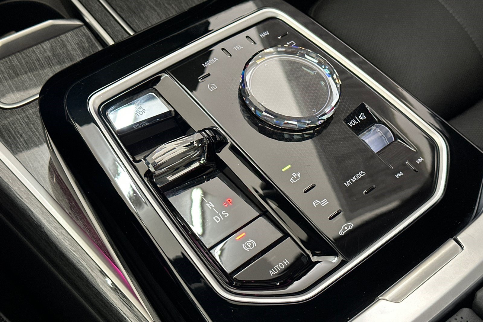 Used 2023 BMW 740i RWD image 17