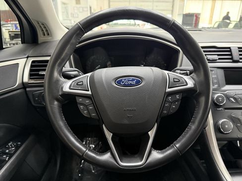 Used 2013 Ford Fusion SE FWD image 22
