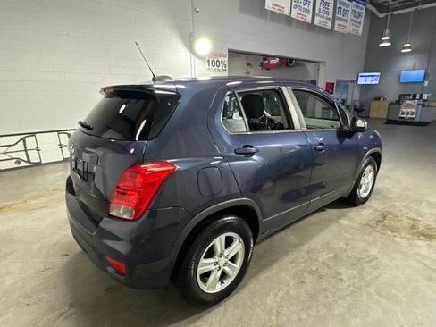 Used 2019 Chevrolet Trax LS FWD image 7