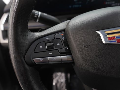 Used 2024 Cadillac XT4 Sport image 27