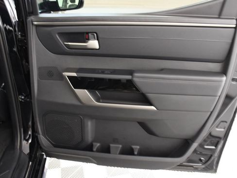 Used 2024 Toyota Tundra Limited AWD/4WD image 21