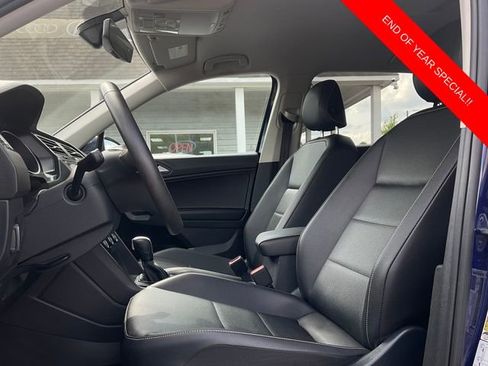 Used 2021 Volkswagen Tiguan SE image 10
