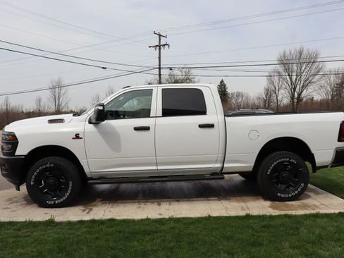 New 2026 RAM 3500 Tradesman image 28
