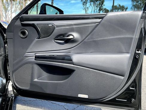 Used 2024 Lexus ES 350 w/ Accessory Package (Z1) image 21