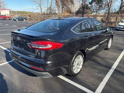 Used 2019 Ford Fusion Energi Titanium image 3
