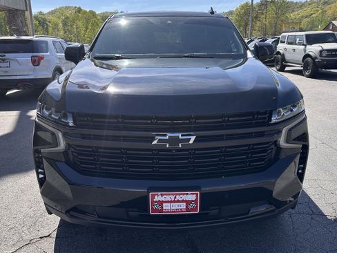 Used 2023 Chevrolet Tahoe RST w/ Luxury Package image 3