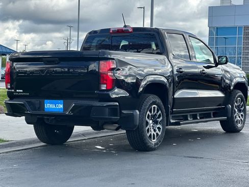 Used 2024 Chevrolet Colorado Z71 w/ Z71 Convenience Package 2 image 2
