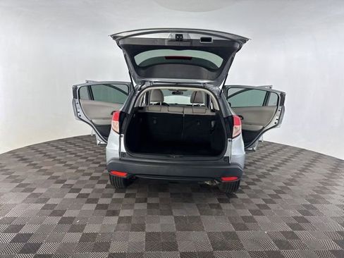 Used 2018 Honda HR-V EX image 18