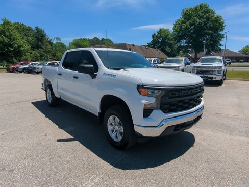 Used 2025 Chevrolet Silverado 1500 W/T w/ WT Value Package AWD/4WD image 2