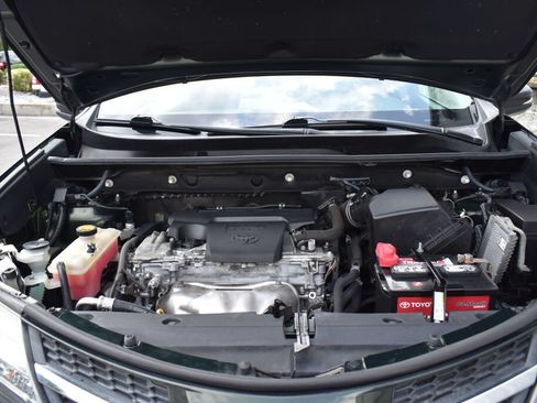 Used 2013 Toyota RAV4 XLE AWD/4WD image 27