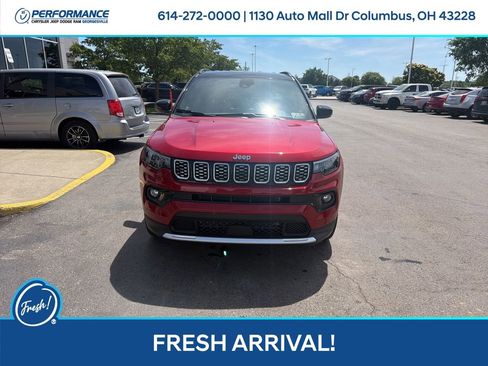 Used 2025 Jeep Compass Limited AWD/4WD image 9