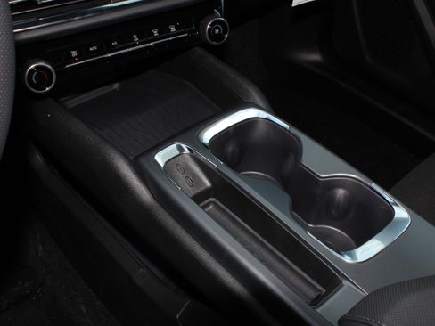 New 2026 Chevrolet Equinox EV LT image 14