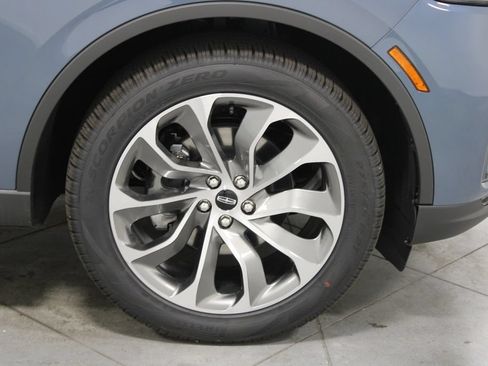 New 2026 Lincoln Aviator Reserve w/ Illumination Package RWD image 9