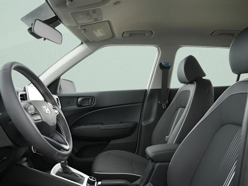 New 2026 Hyundai Venue SEL FWD image 23