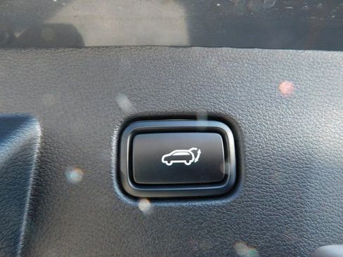 Used 2024 Kia Sportage X-Line image 12