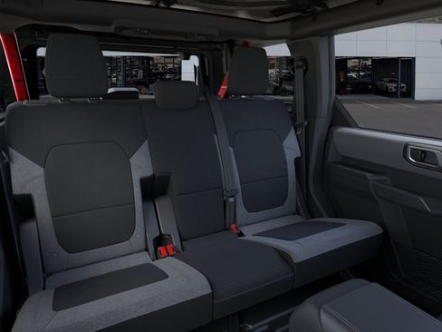 New 2025 Ford Bronco 4-Door w/ Sasquatch Package AWD/4WD image 11